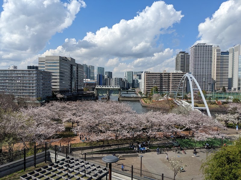 Higashi-Shinagawa Kaijo Park