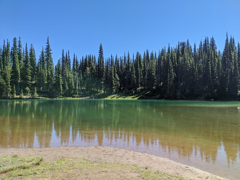 Shadow Lakes Trail