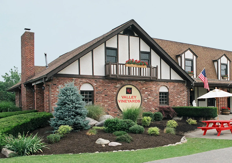 Valley Vineyards & Cellar Dwellers