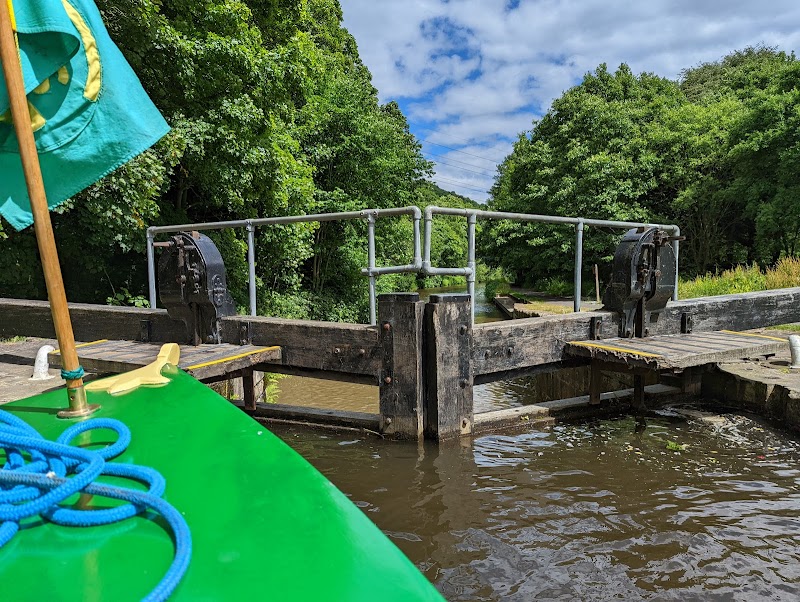 Calder Navigation Society - Brighouse Boat Trips