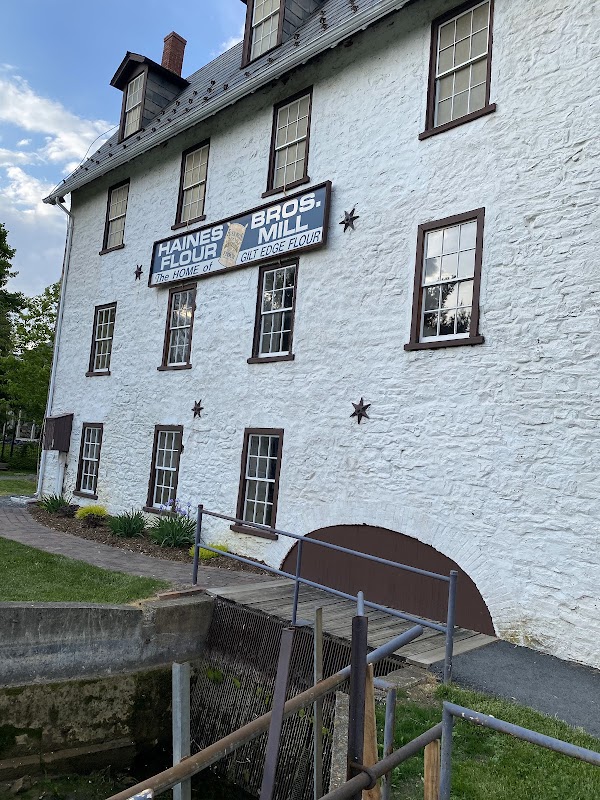 Cedar Creek Parkway East