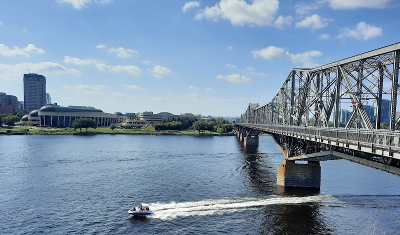 Alexandra Bridge Lookout