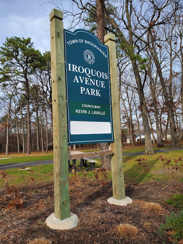 Iroquois Avenue Park