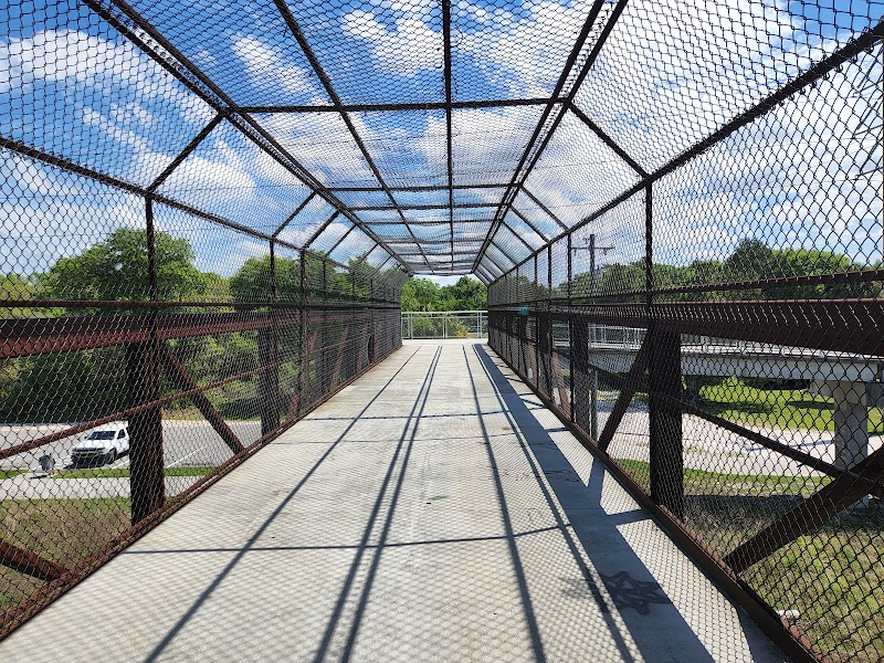 Spring to Spring Trail, Blue Spring Trailhead