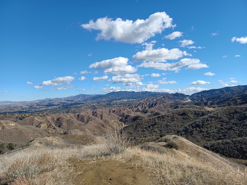 Rivendale Park & Open Space: Taylor Trailhead