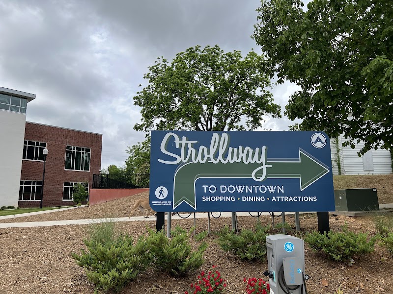 Strollway from Apex Town Campus to Downtown Apex