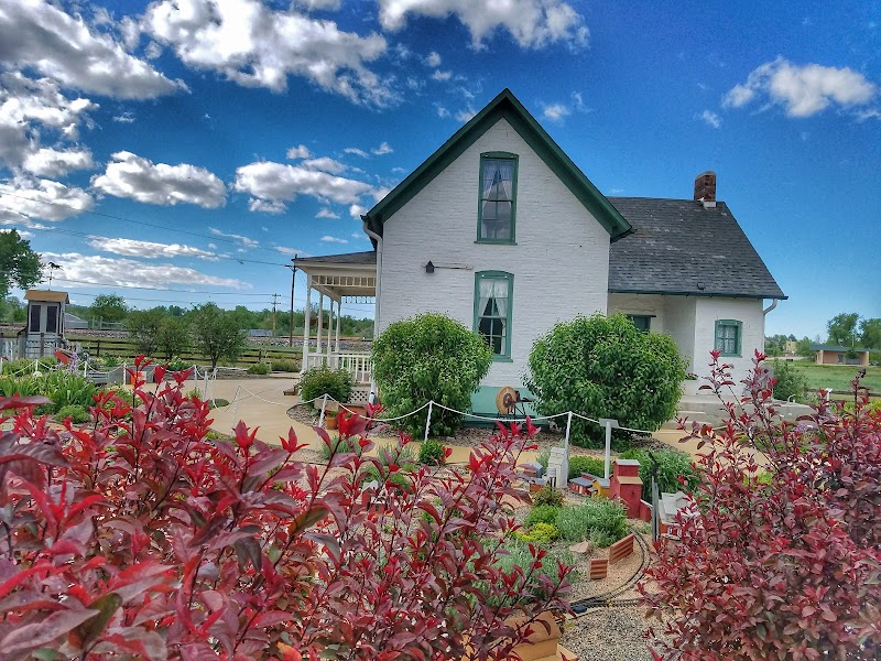 Milner-Schwarz House