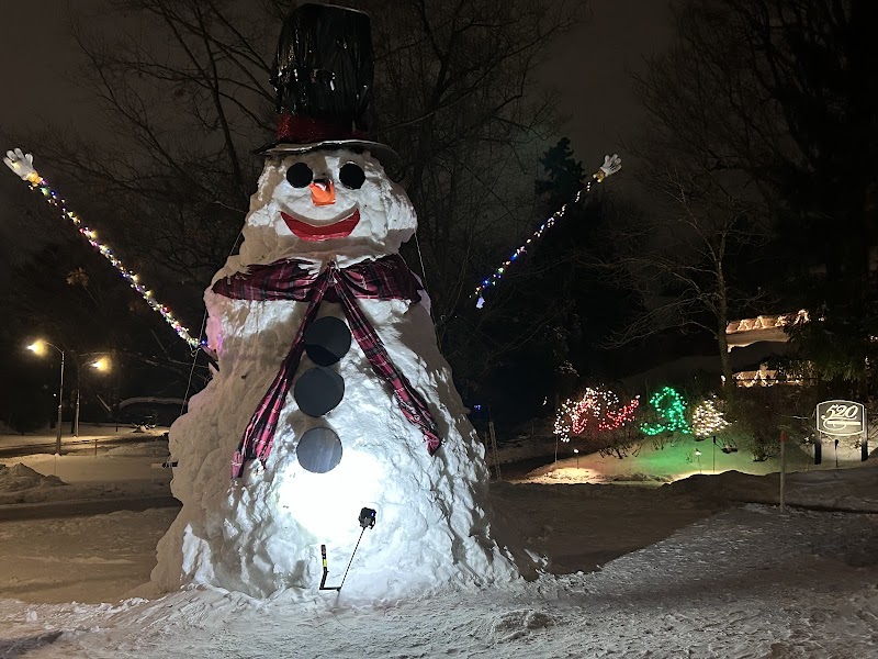 Janus the Giant Snowman