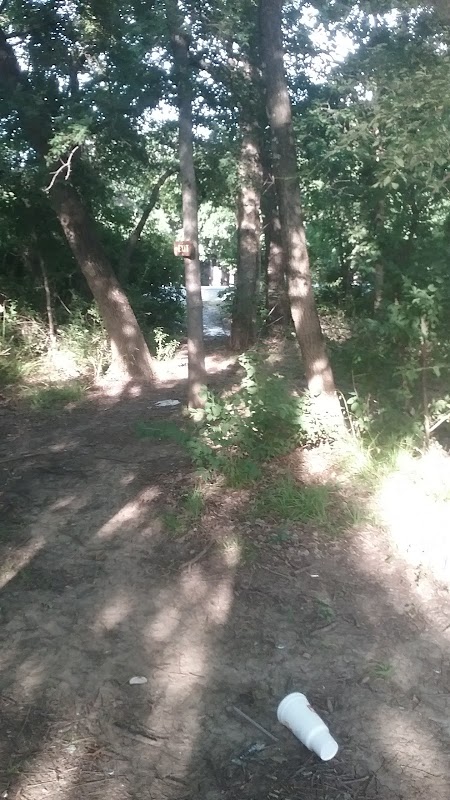 L.B. Houston Nature Trails Wildwood Trailhead