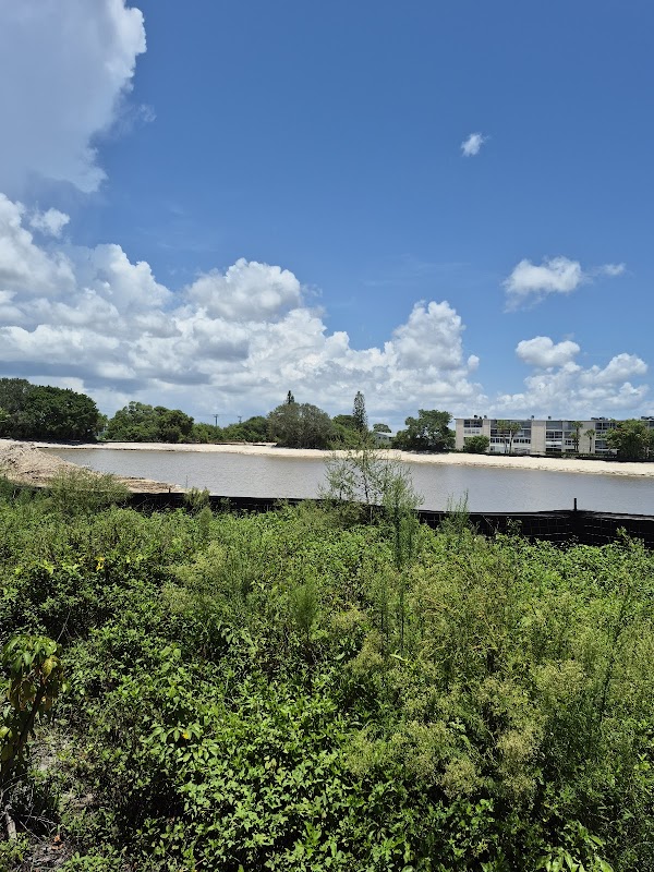 Ben Yaari Eckstein Memorial Lake