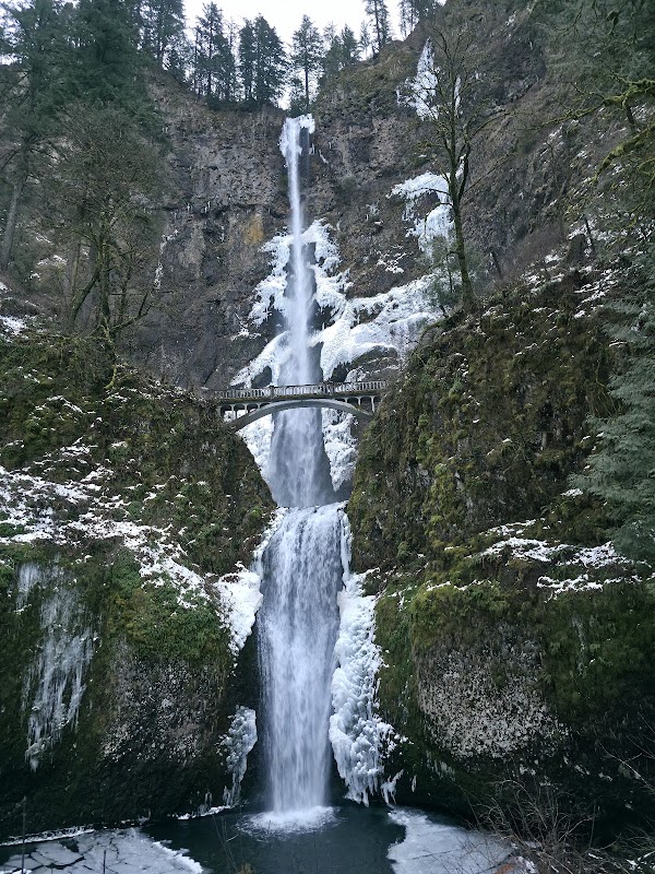 Lower Multnomah Falls