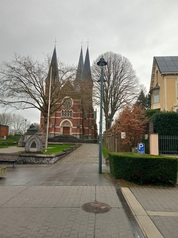 Parvis de l'Eglise d'Antoing