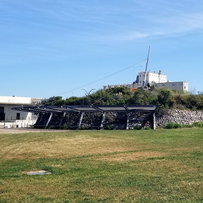 Swirl up to the sailboats