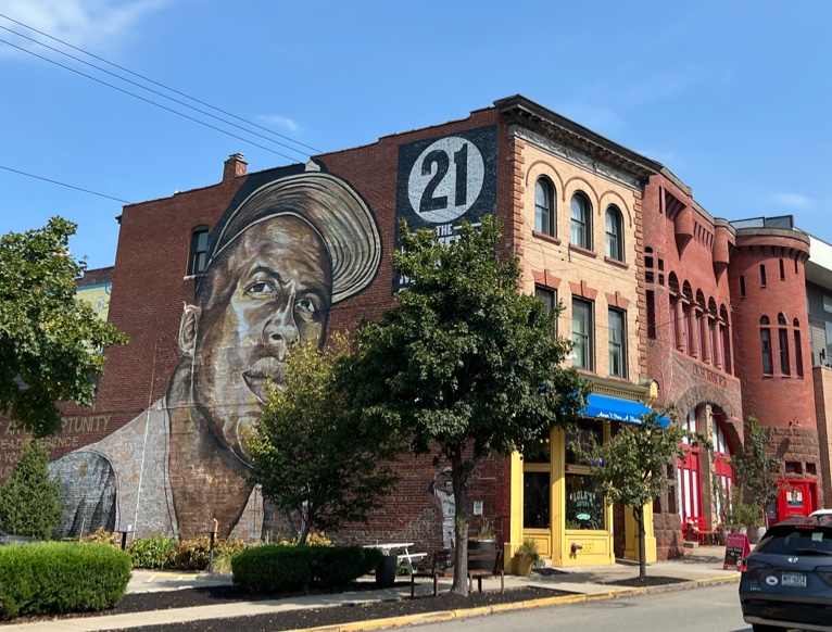 The Roberto Clemente Tribute Mural