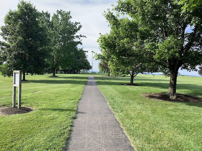 Leola Community Pool and Park