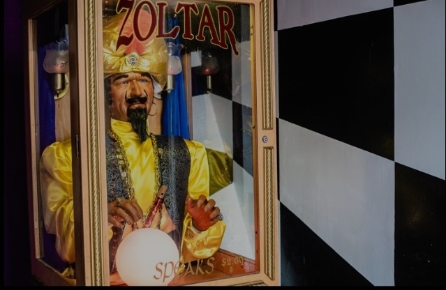 Zoltar fortune teller