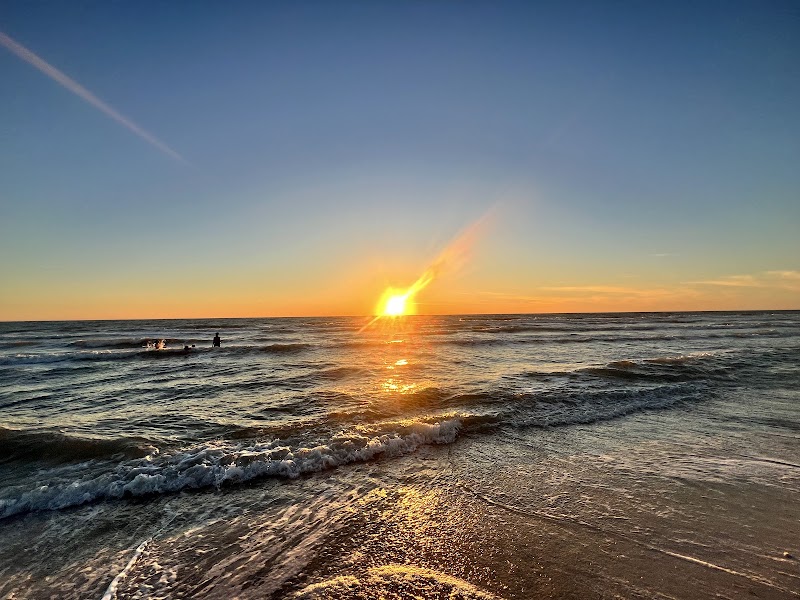 Vanderbilt Beach public beach access