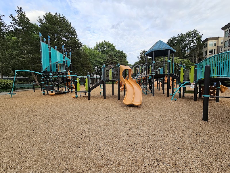 Gene Coulon Memorial Beach Park