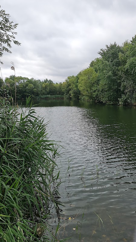 Bedfont Lakes (Clockhouse Lane) Parking
