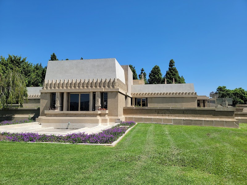 Hollyhock House