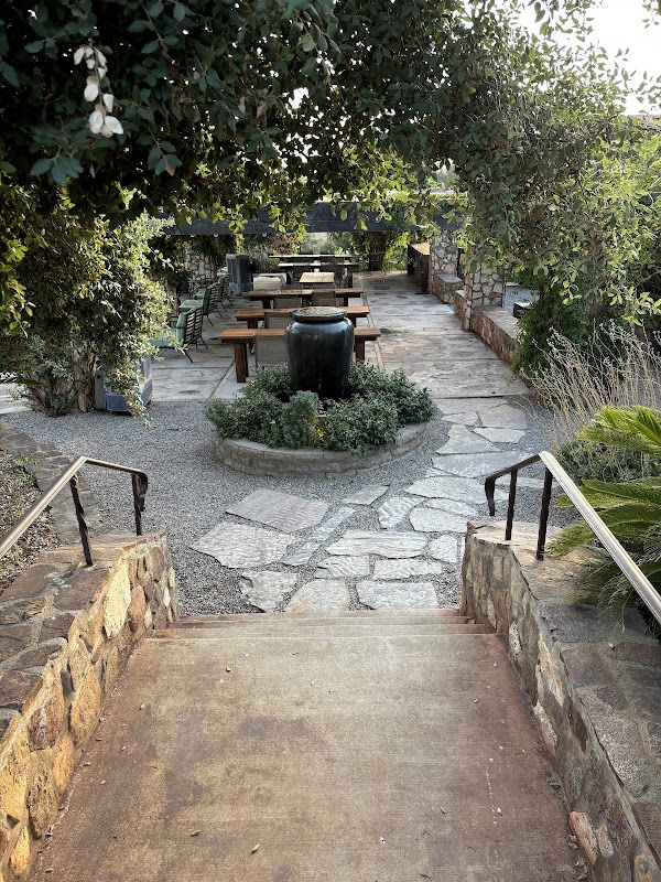 Vineyard Grant James