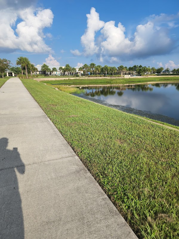 Southfork Lakes Community Center Park