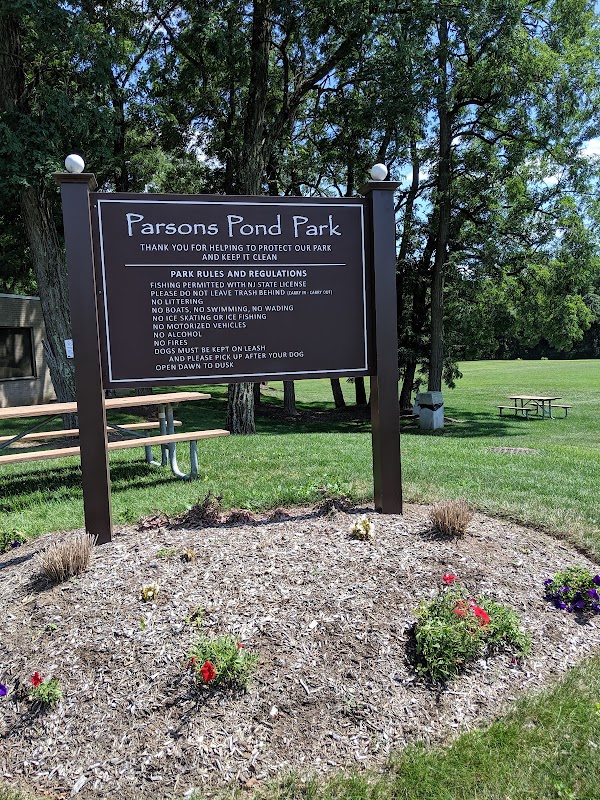 Parsons Pond Park