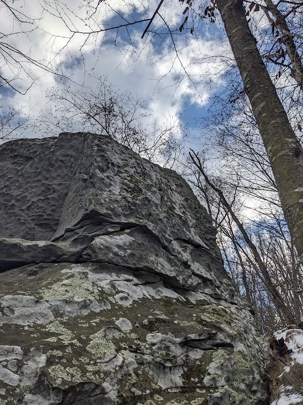 Rapids Area Parking & Trailhead Rock State Park
