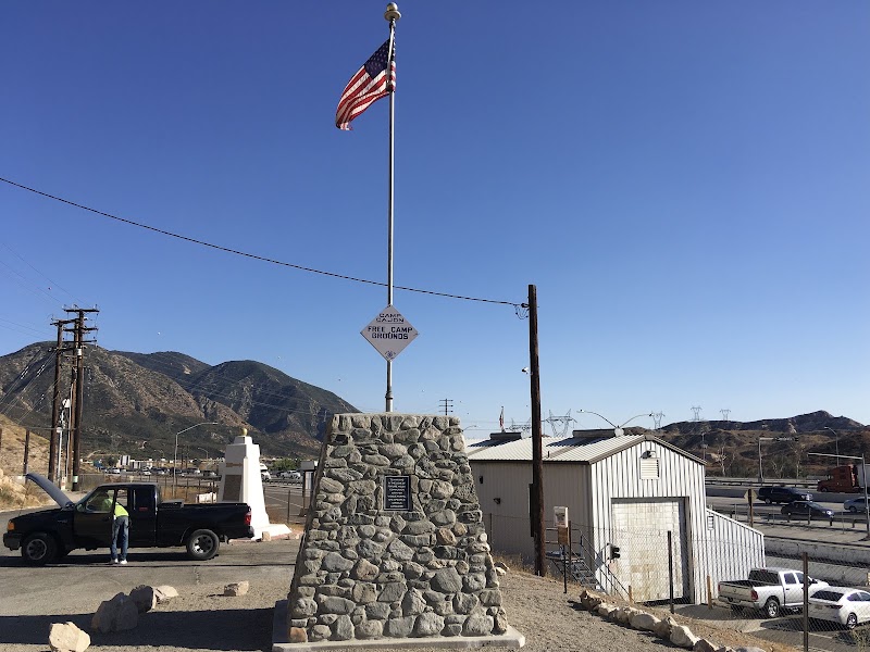 Santa Fe & Salt Lake Trail Monument