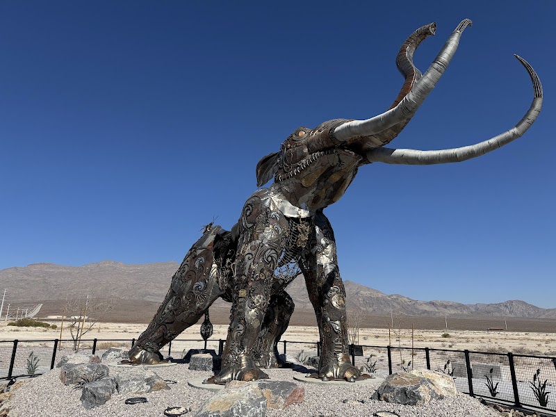 Monumental Mammoth