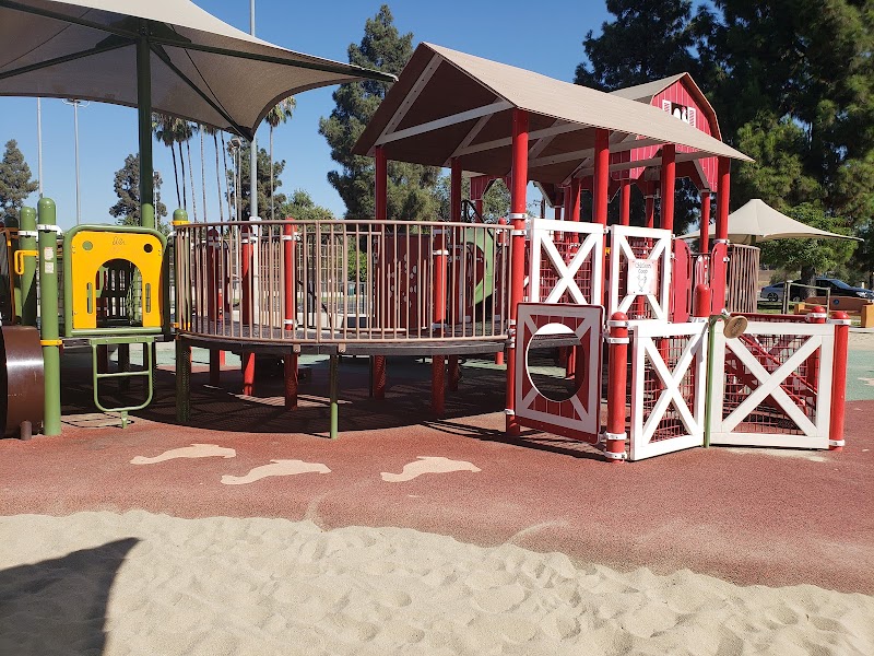 Fernangeles Recreation Center