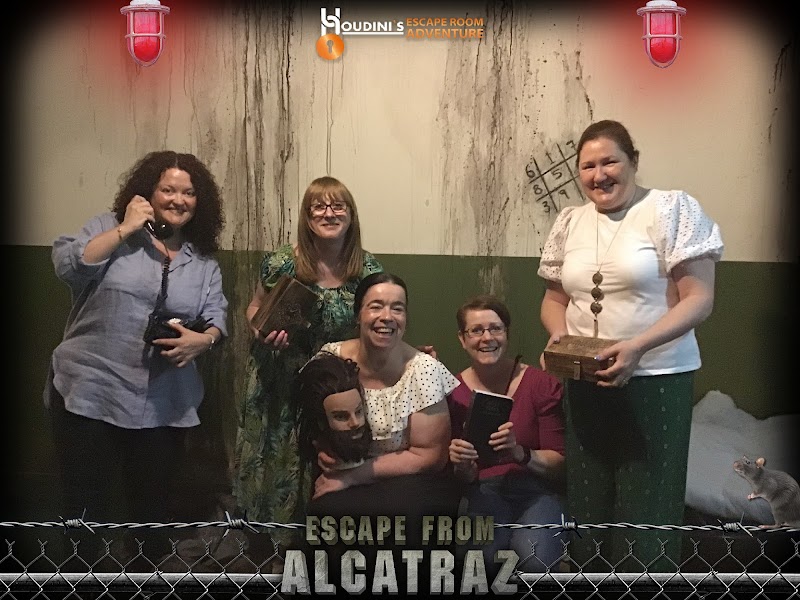 Houdini's Escape Room Experience - Crewe