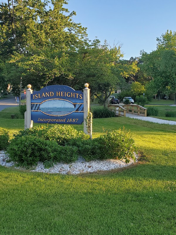 Island Heights Triangle Park