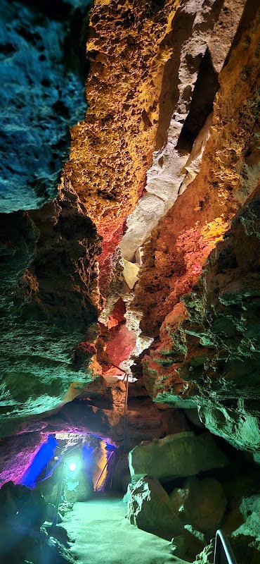 Wonder World Cave & Adventure Park