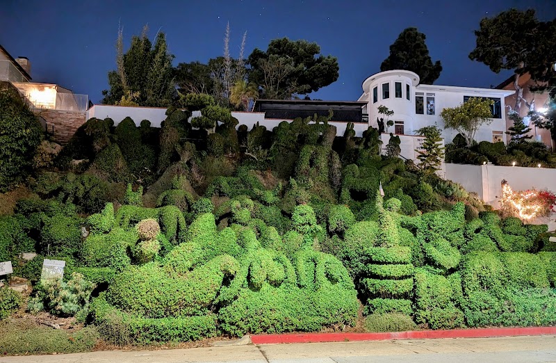 Harper's Topiary Garden
