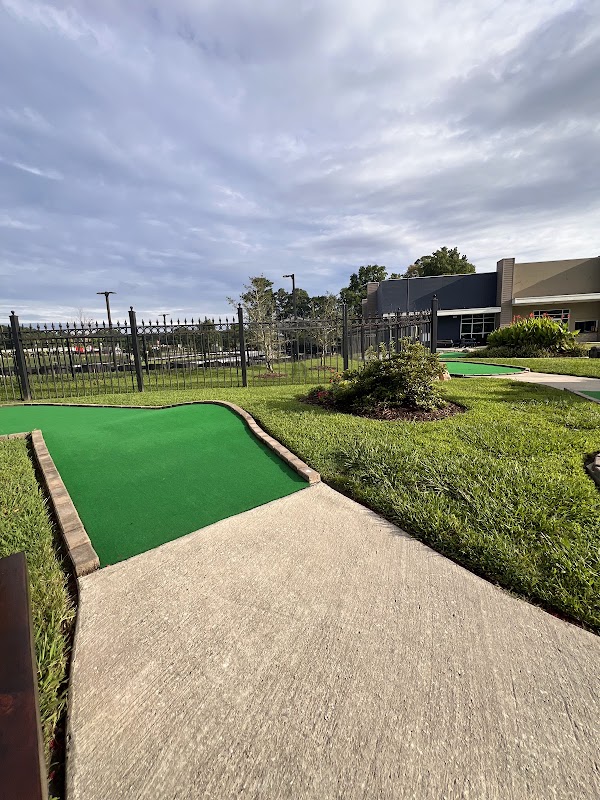 Play A Round Family Fun Center