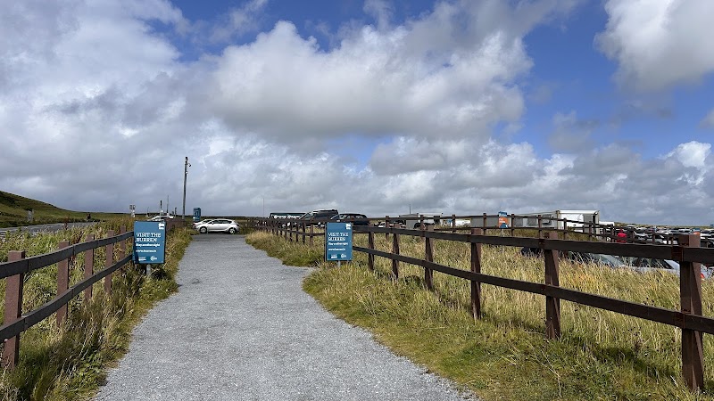 Wild Atlantic Way Signature Discovery Point @Cliffs Of Moher