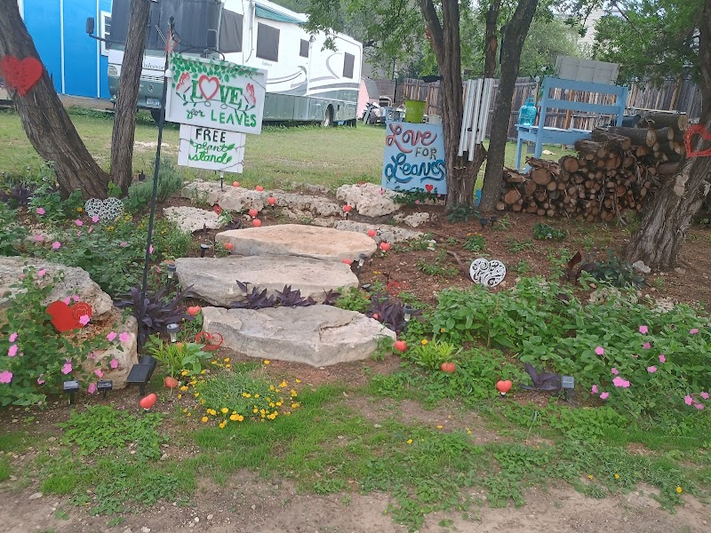 Love for Leaves FREE Plant and Garden Stand