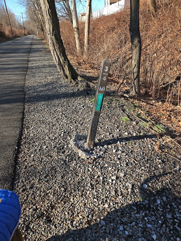 3/4 Mile marker towards Metuchen