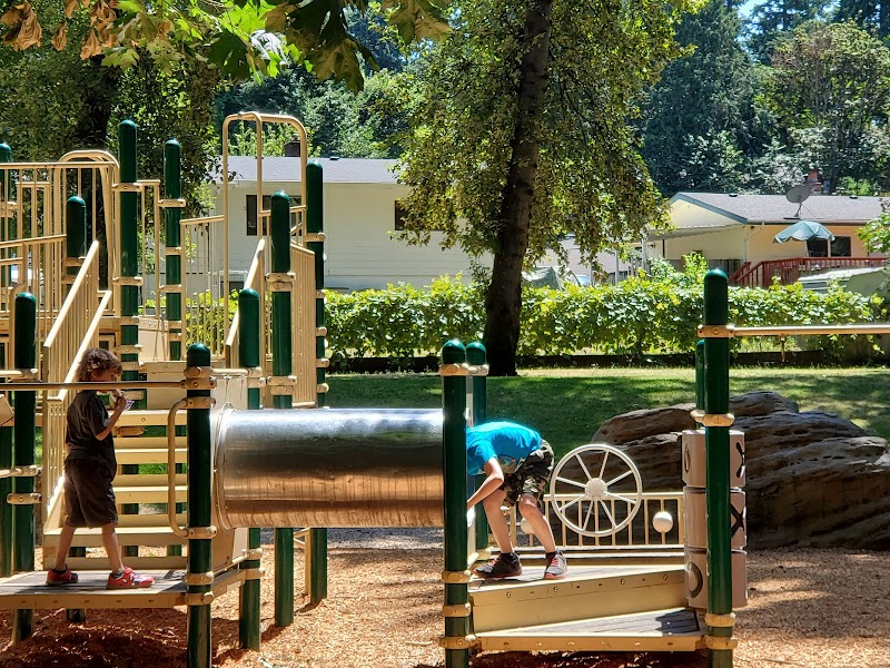 Orchards Highlands Neighborhood Park