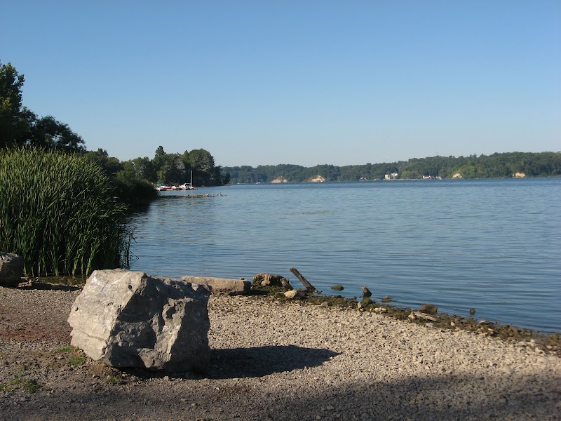 LaSalles Landing Park