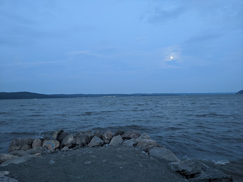 Seawall at Grassy Point