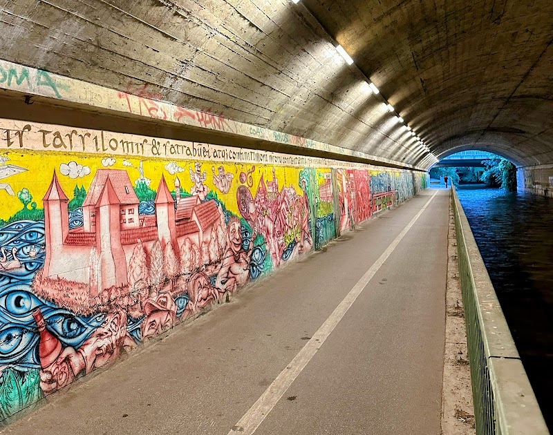 Mural "Tunnelblick" by Martin Blumöhr