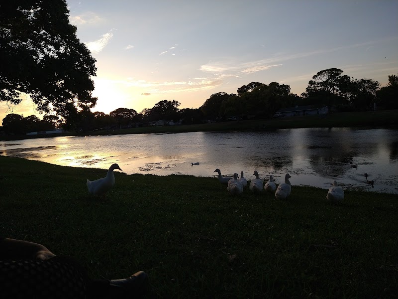 Sirmons Lake Park