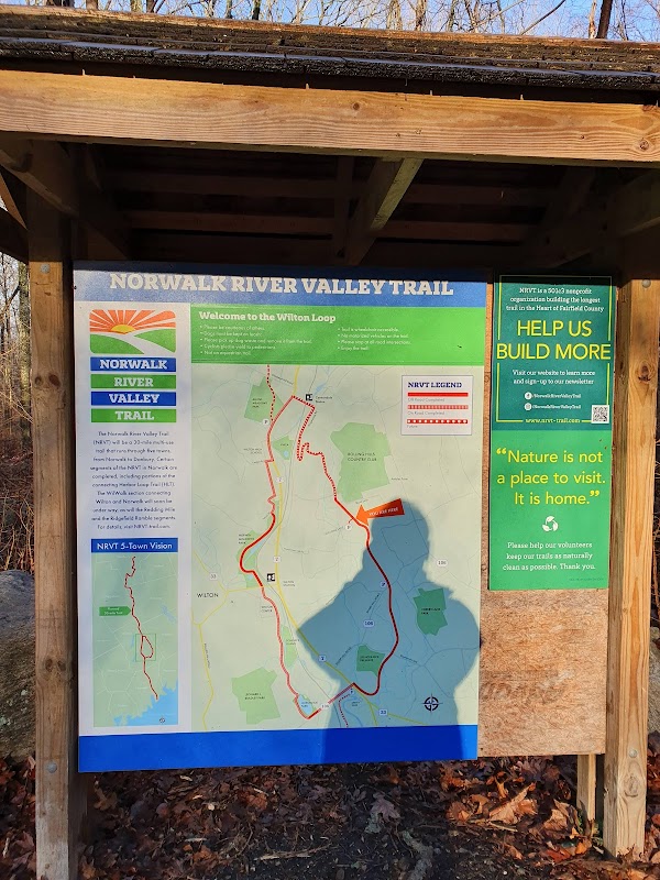 Norwalk River Valley Trail - North Parking