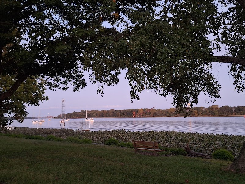 Delaware River Access Area