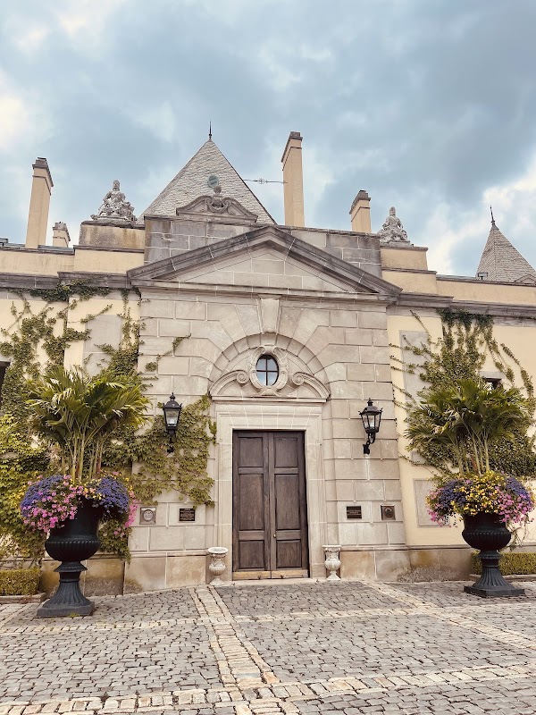 Gold Coast Mansions of Long Island