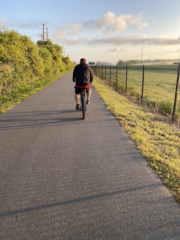 Suncoast trail - State Road 50 trailhead