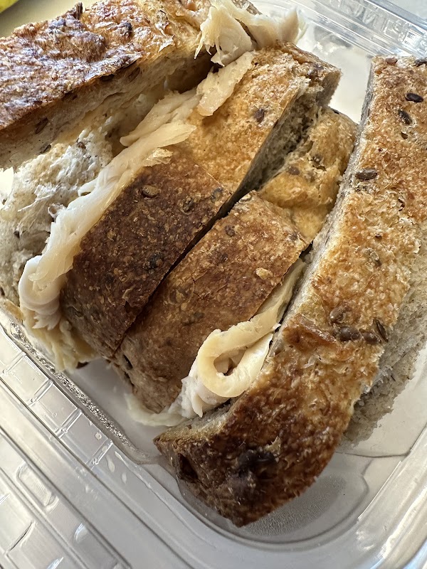 24/7 Fresh Attractions Grab & Go