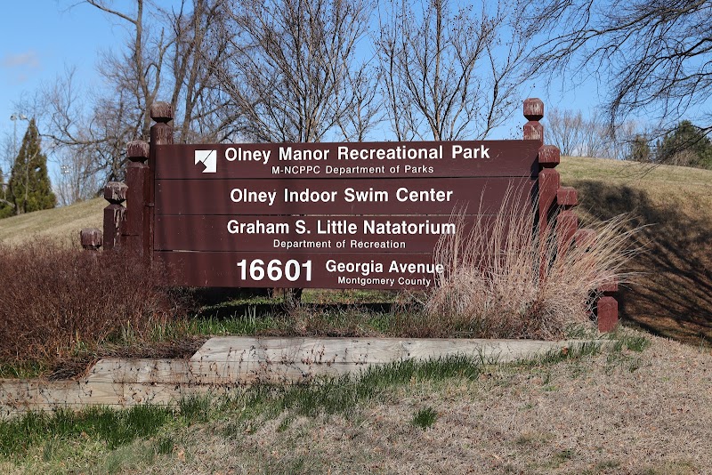 Olney Manor Sign